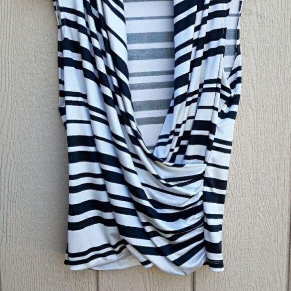 New York & Company Sleeveless Mock Wrap Draped Metallic Black Striped Blouse Sz - Picture 6 of 8